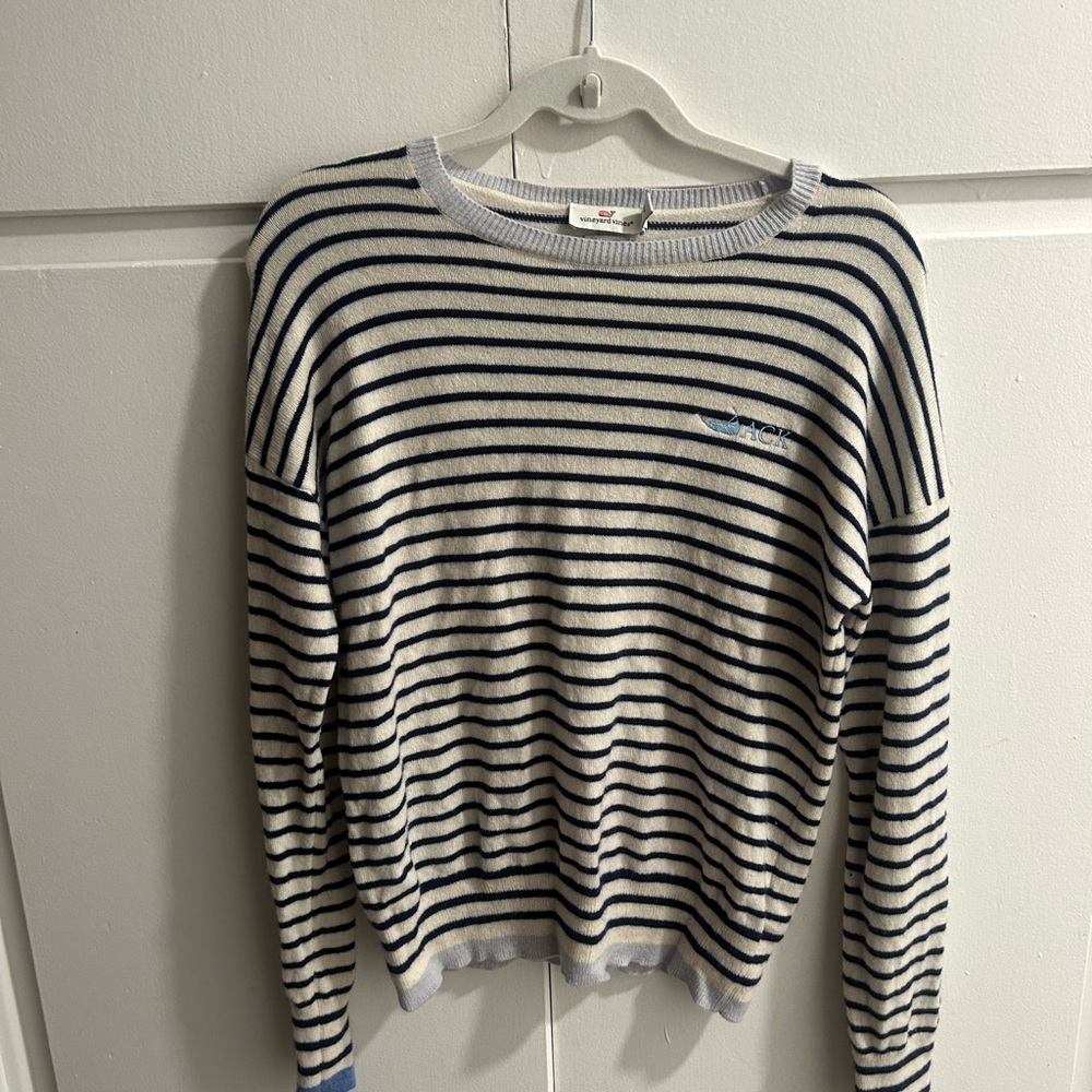 Vineyard Vines Navy and White Striped Sweater